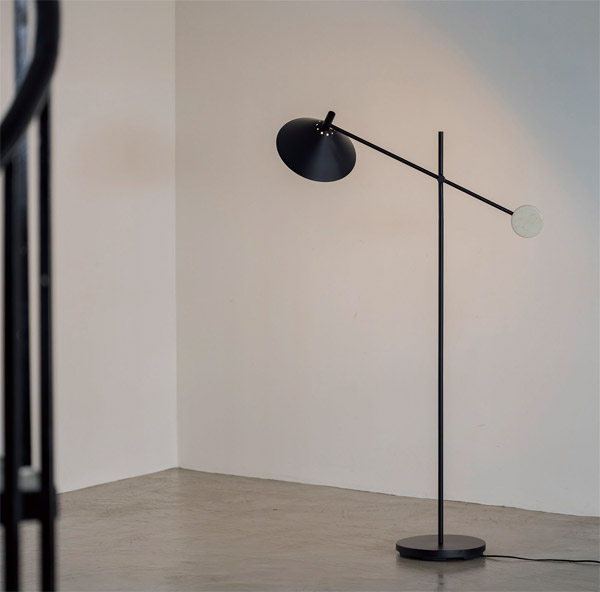 INTERFORM（インターフォルム） TURO FLOOR LIGHT （トゥロー フロア