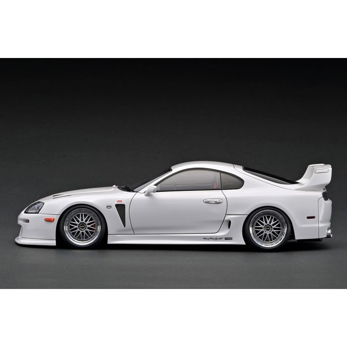 1/18 トヨタ スープラ (A80) TRD 3000GT ホワイト 模型 ミニカー