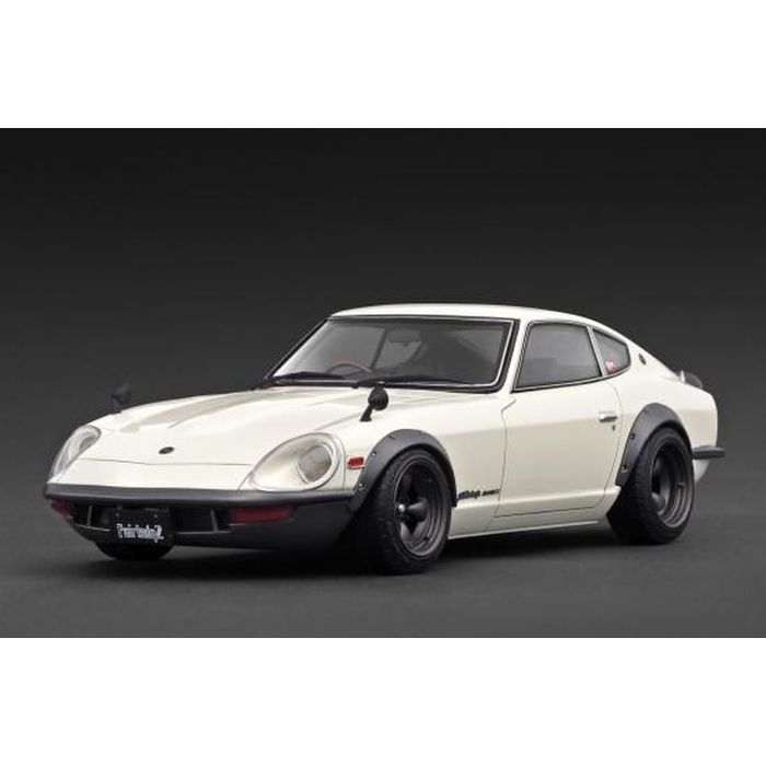 1/18 Nissan Fairlady 240ZG (HS30) White ミニカー 模型 完成品