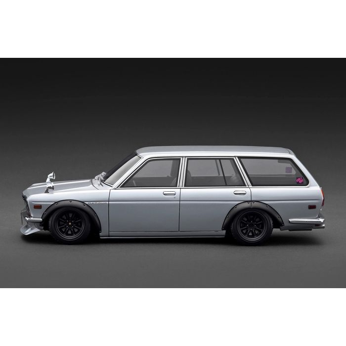 イグニッションモデル 1/18 Datsun Bluebird Wagon (510) Silver
