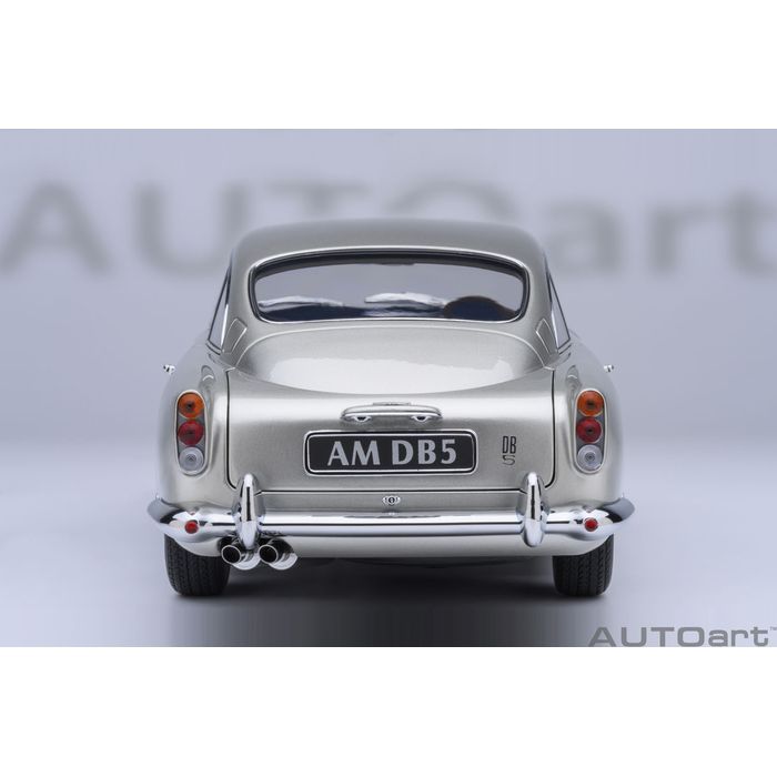 1/18 AUTOart アストンマーチン DB5 （シルバー・メタリック） オート
