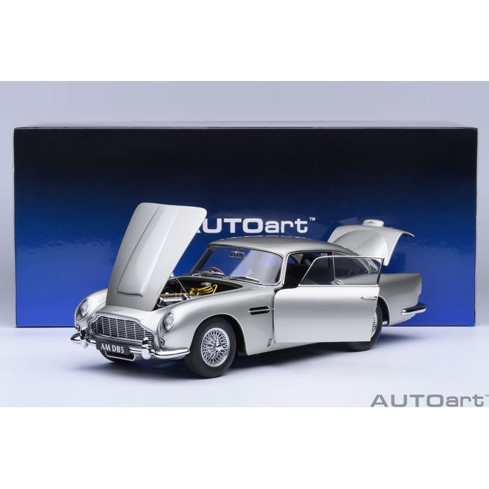 1/18 AUTOart アストンマーチン DB5 （シルバー・メタリック） オート