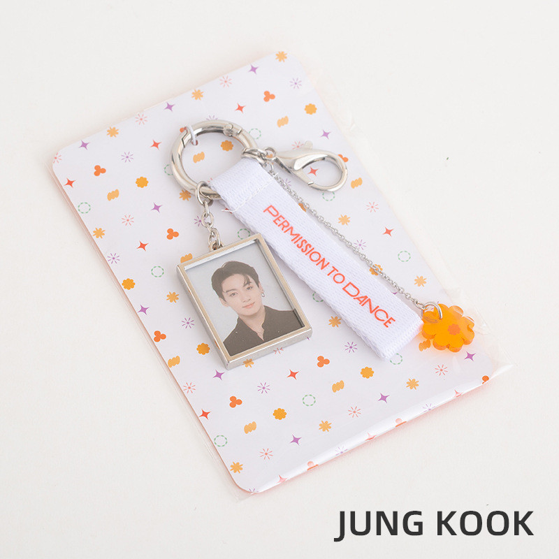 Qoo10] BTSグッズ 防弾少年団 BTS バンタ