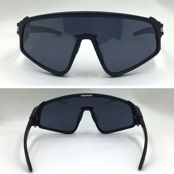 OAKLEY（オークリー） 廃版モデル サングラス LATCH PANEL ラッチ