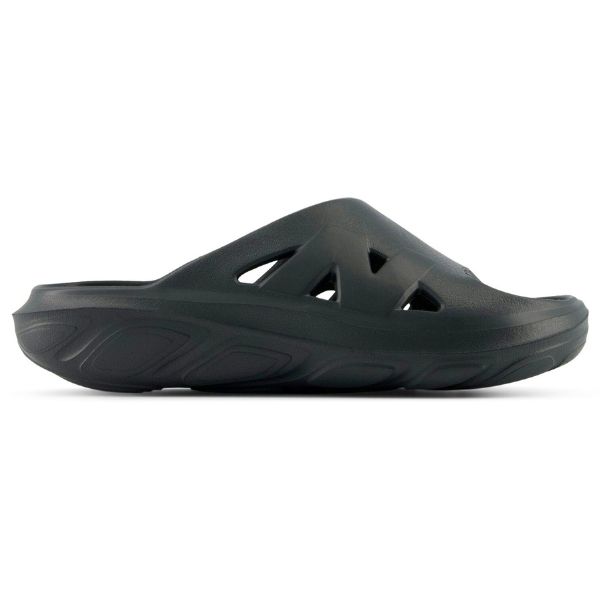New Balance（ニューバランス） サンダル メンズ レディース 靴 黒