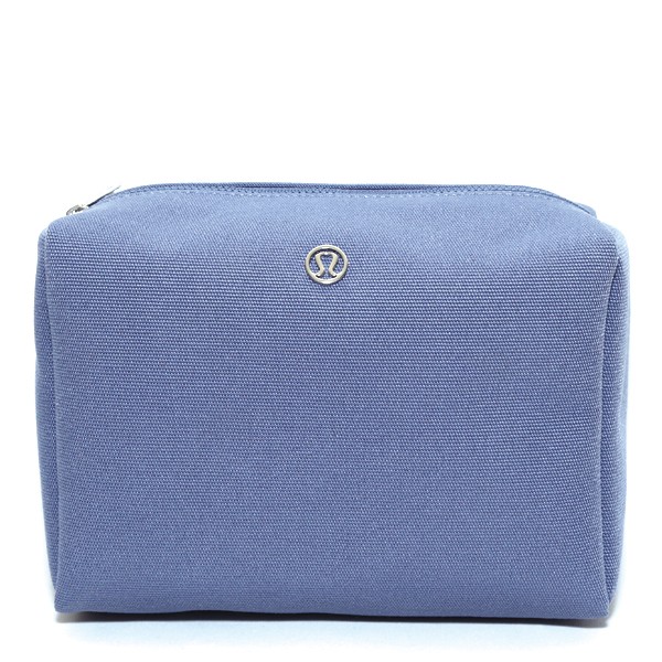 ★lululemon★便利な小物入れ★Dリング付★ジッパー・ミニポーチ ☆lululemon☆便利な小物入れ☆Dリング付☆ジッパー・ミニポーチ
