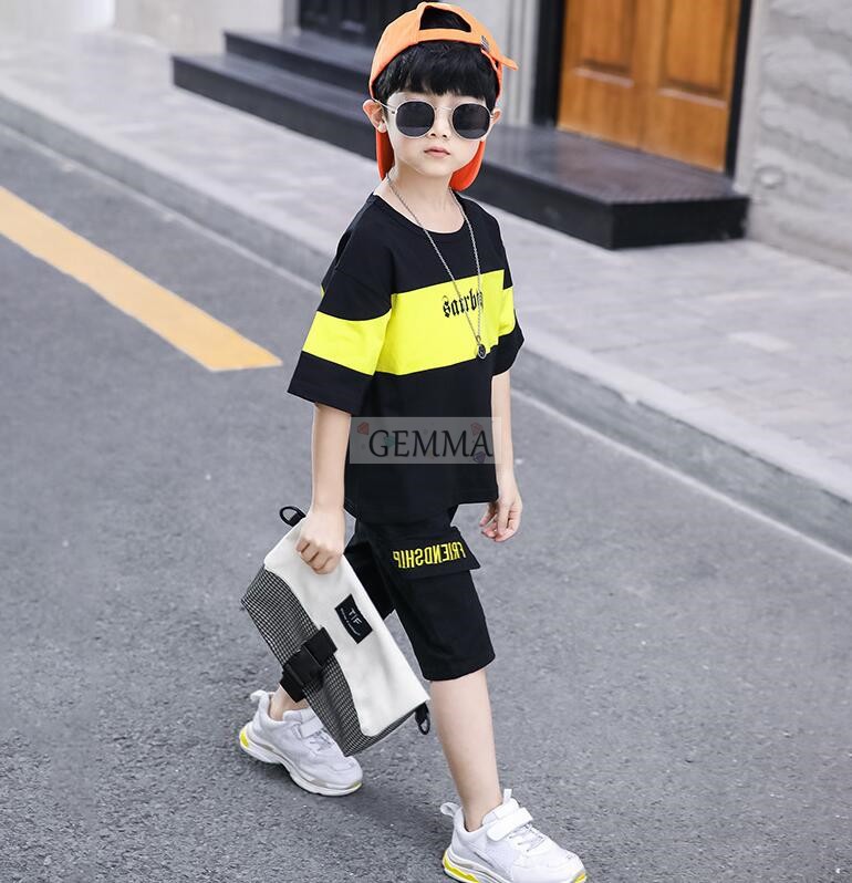 小学生 男の子 セットアップ バックプリント ロゴ Tシャツ ハーフパンツ カジュアルスーツ 通学 スポーツ ダンス ストリート ヒップホップ 夏 半袖 子ども 子供服 キッズ ジュニア 2点セット 祝開店 大放出セール開催中