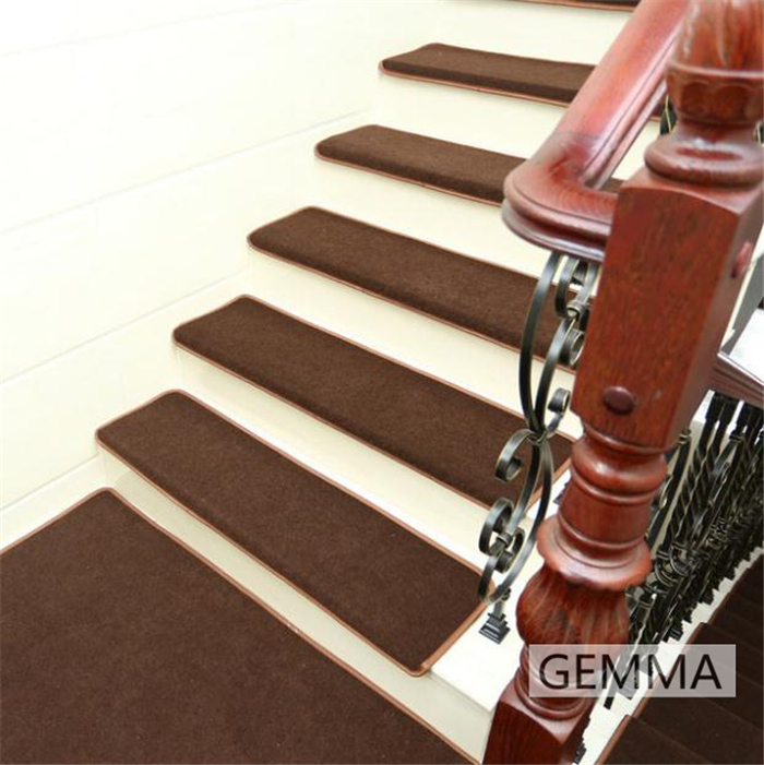 階段マット 防音 キズ防止 滑り止めマット 吸ペット 絨毯 木製階段