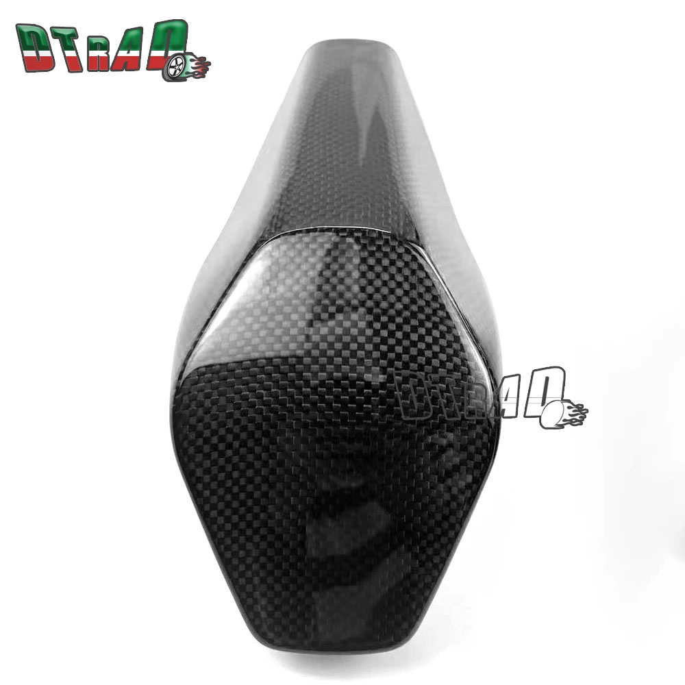 【並行輸入品】バイク 二輪リアシートキット ドゥカティパニガーレv2 v4 s v4r用アクセサリー カーボンの画像