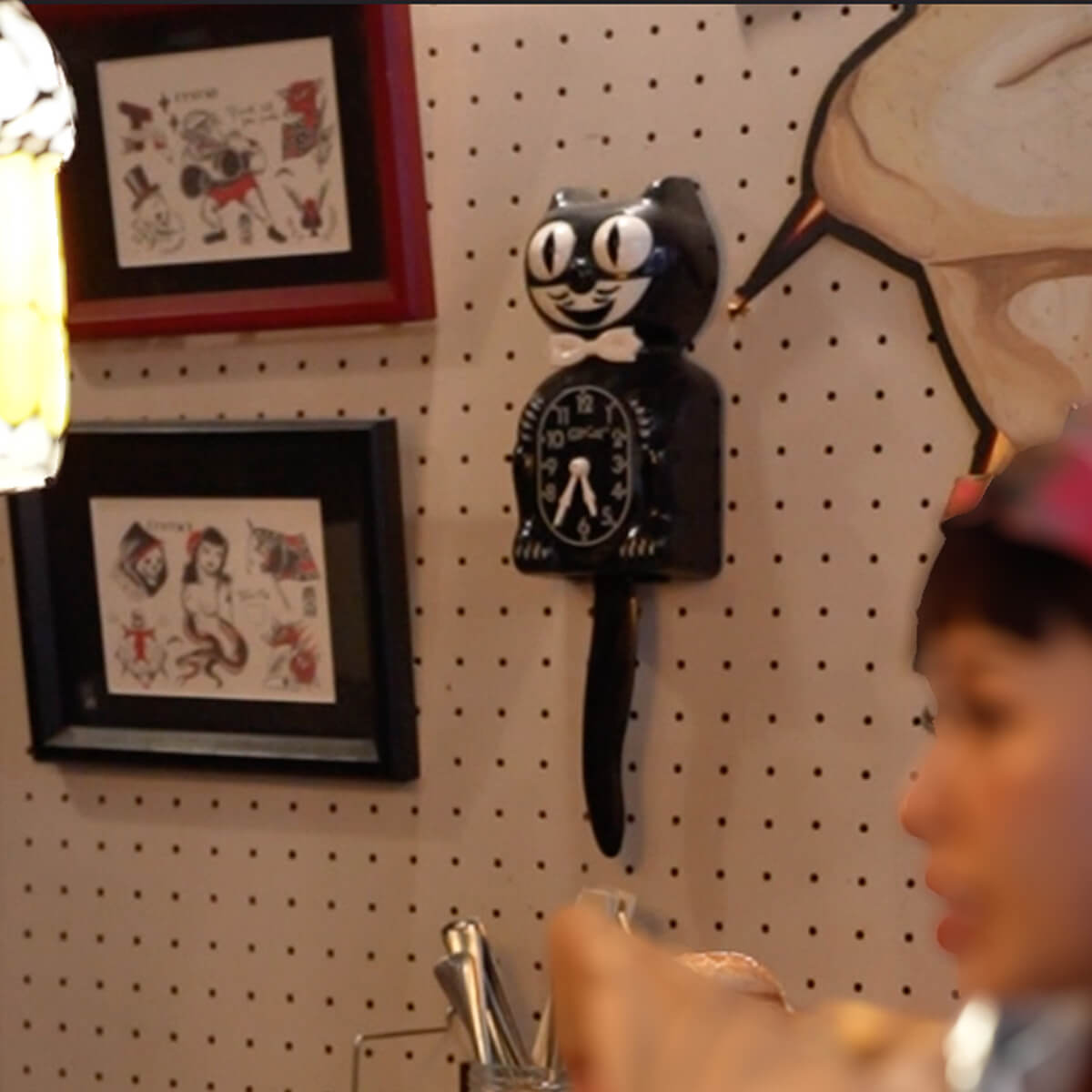 猫の時計 キットキャットクロック Kit-Cat Klock 正規品 猫 壁掛け時計 Back to