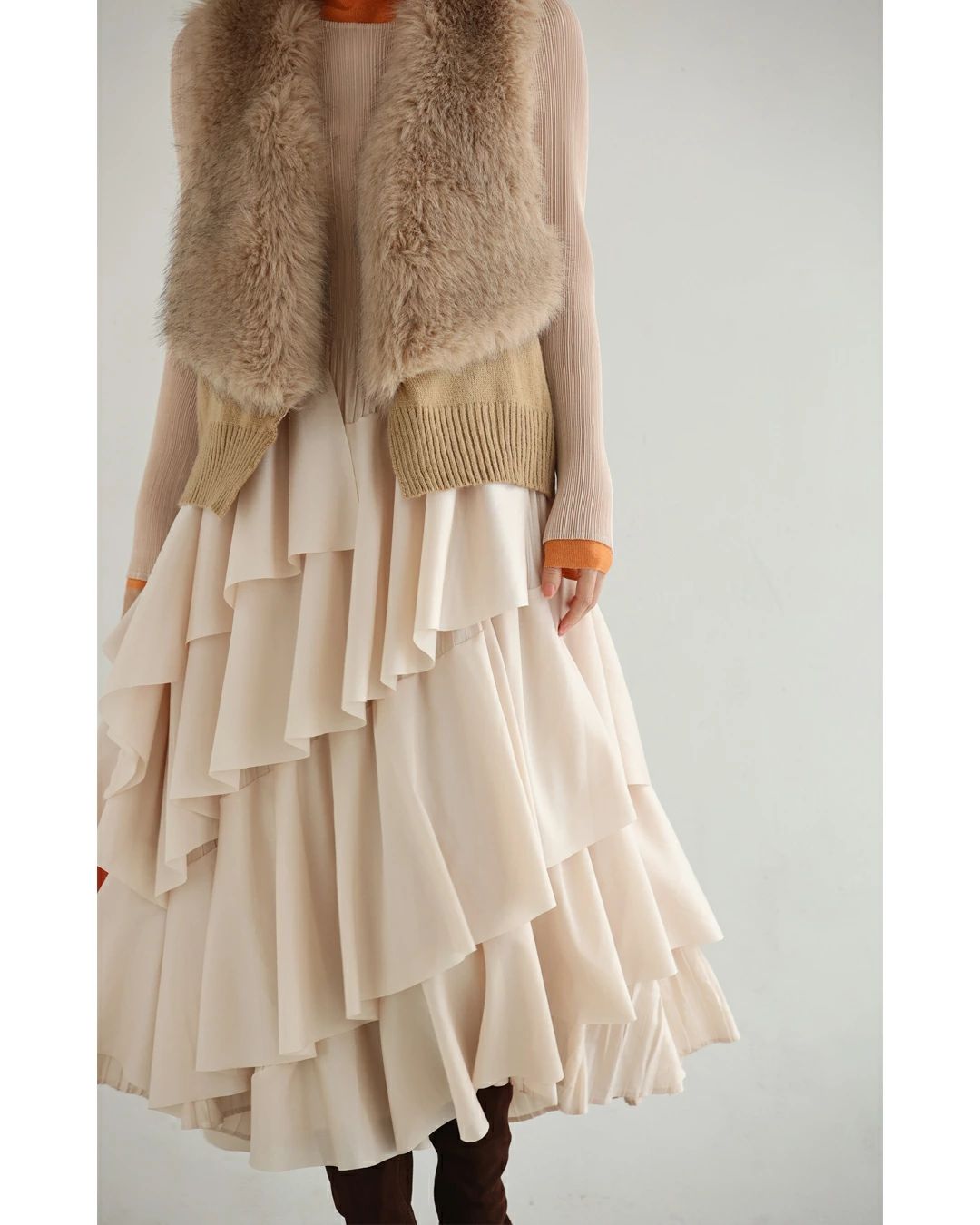 Sから3L対応 重なるフレア揺らめくミディアムワンピース : CAWAII