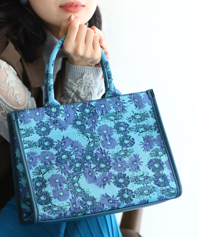 ショルダーベルト付き ハイクラスな一品 ジャガード織りトート