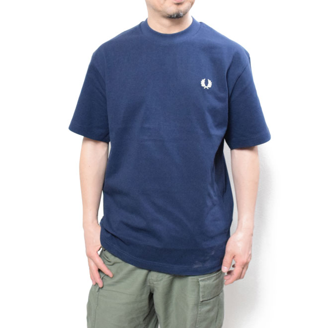 Tシャツ・カットソー FRED PERRY FW24 (FP M1600 51 X56) Fred Perry Logo Embroidered T-Shirt Black – voilà.id