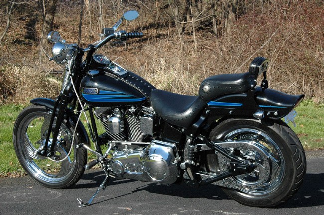 国内初の直営店ハーレーダビッドソン Harley Davidson アメリカ買付 FXSTSB ヴィンテージ バイク車体 スプリンガー  ハーレーダビッドソン 1995年 バッドボーイ バイク車体