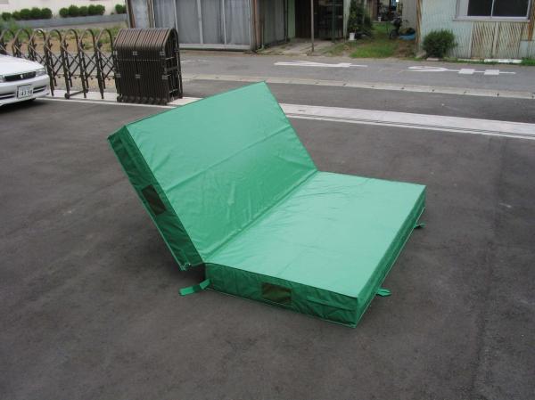 ずっと気になってたQ-21 防炎内外兼用折式エバーマット エバーマット