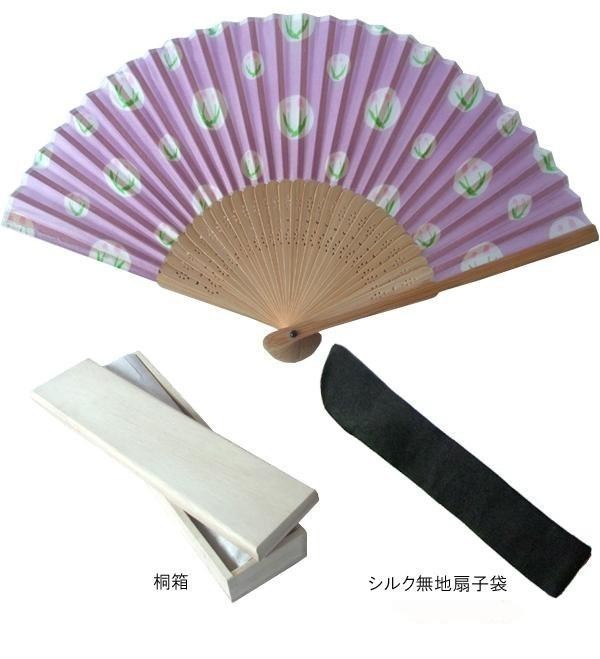 持ち歩きにもピッタリ桐箱もついているので使わない场合は大切にしま