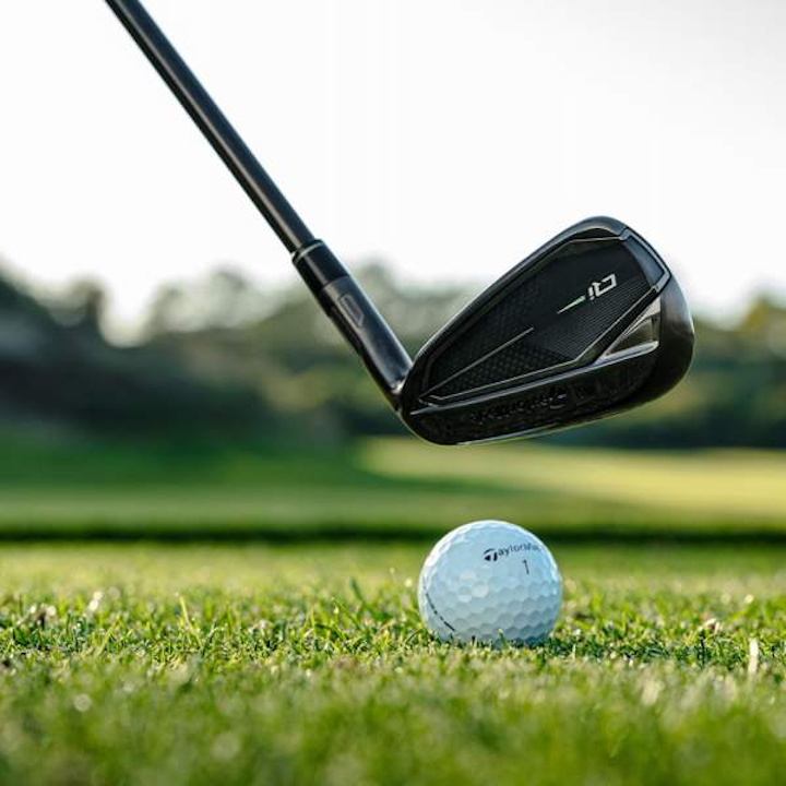 TaylorMade 右用 2024 テーラーメイド Qi ガンメタル アイアン