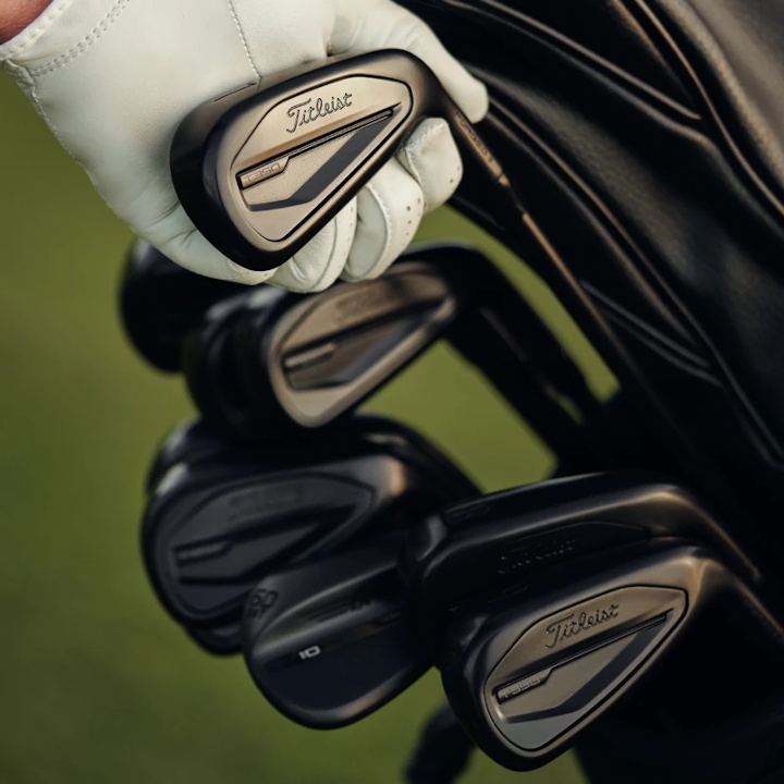Titleist 右用 2025 タイトリスト T350 ブラック 6本 (5-9,Pw