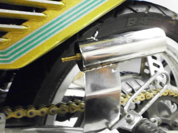CBX400F 550F サイレンサースタンド 50ブローバイタンク 入荷