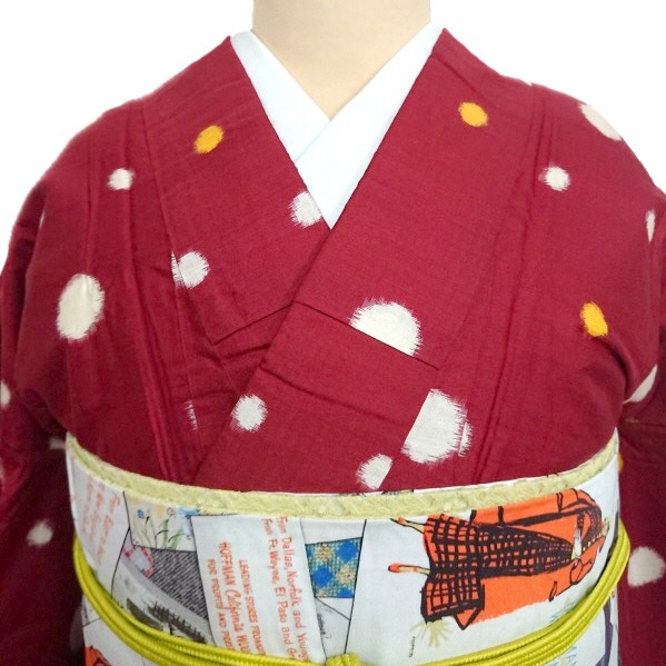 中古 紬 正絹 濃い赤色地に水玉模様 アンティーク紬袷着物 裄61.5 SS 