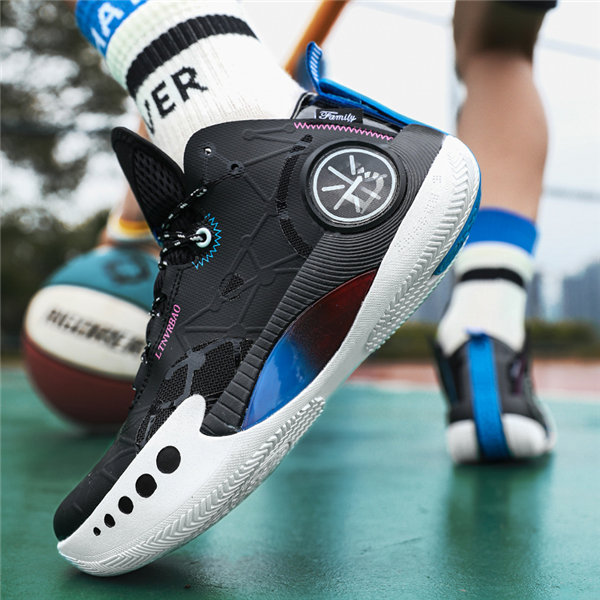 バスケットボールシューズ クリーム色　28.5 NIKE公式】ルカ 4 PF 