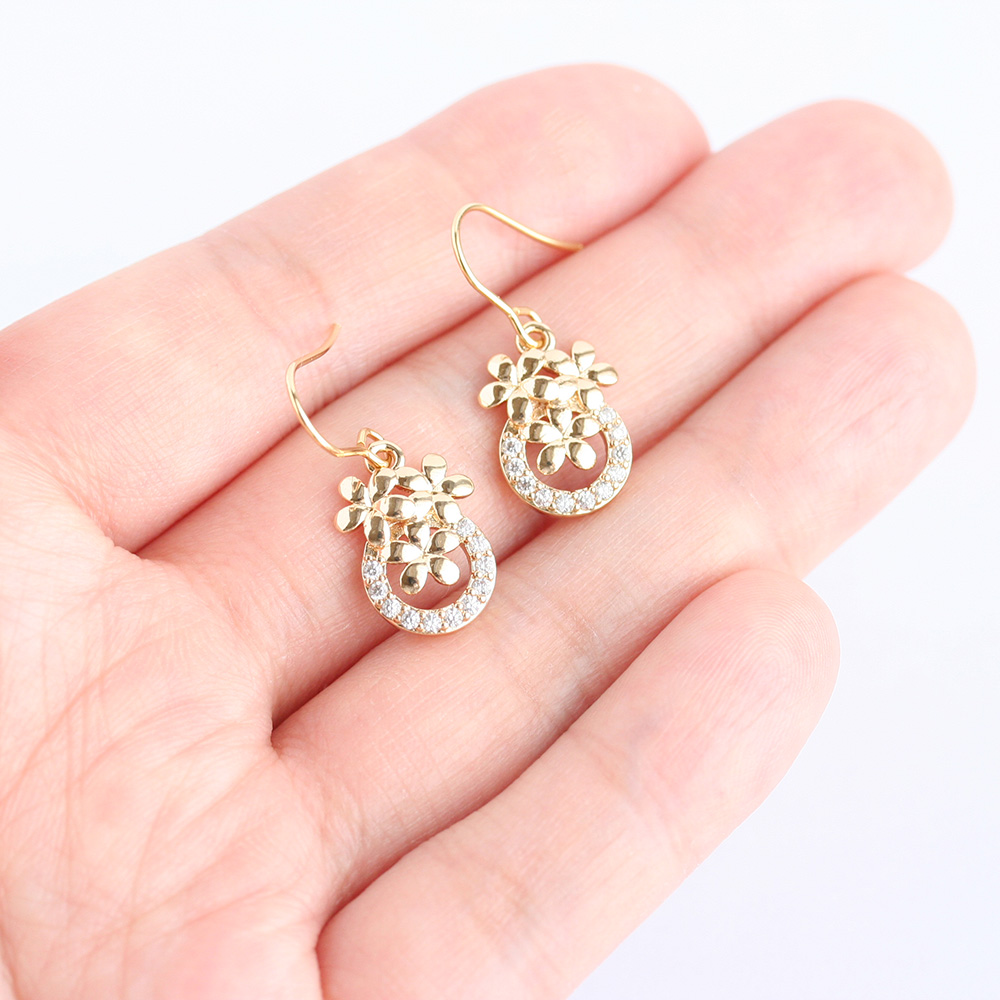 チェコガラスしずくロングピアス 金属アレルギー対応 イヤリング変更無料 ステンレス 316L ゴールド シンプル 樹脂ピアス チタンピアス ステンレスピアス 金アレ