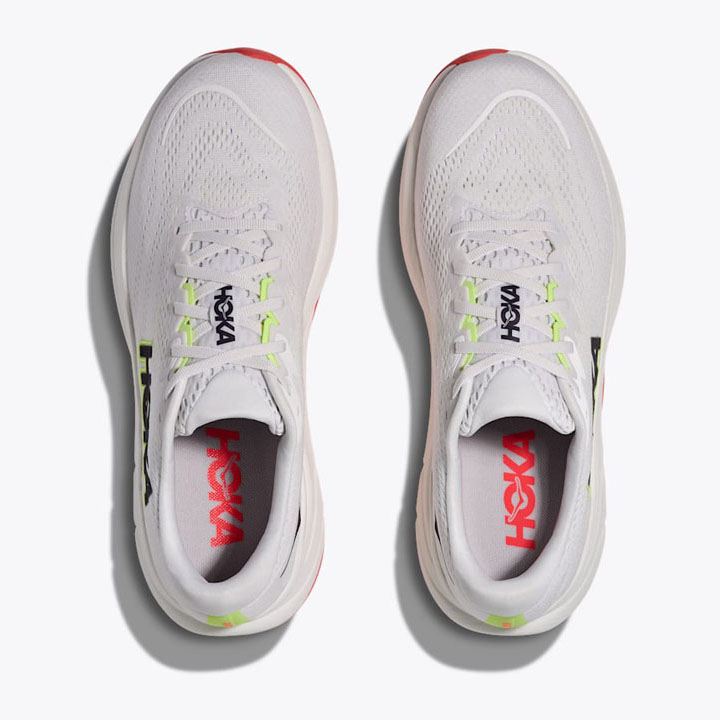 HOKA ONEONE ランニングシューズ レディース（色：ホワイト系