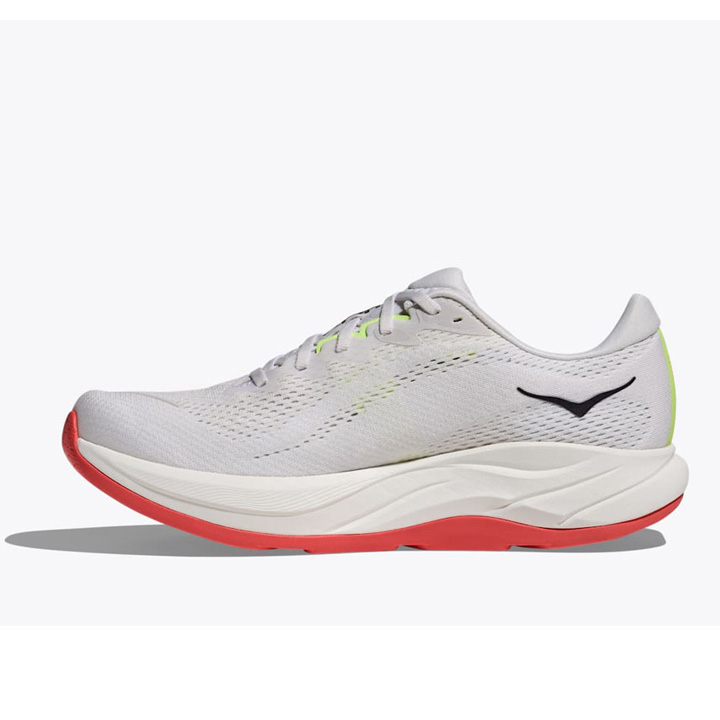 HOKA ONEONE ランニングシューズ レディース（色：ホワイト系