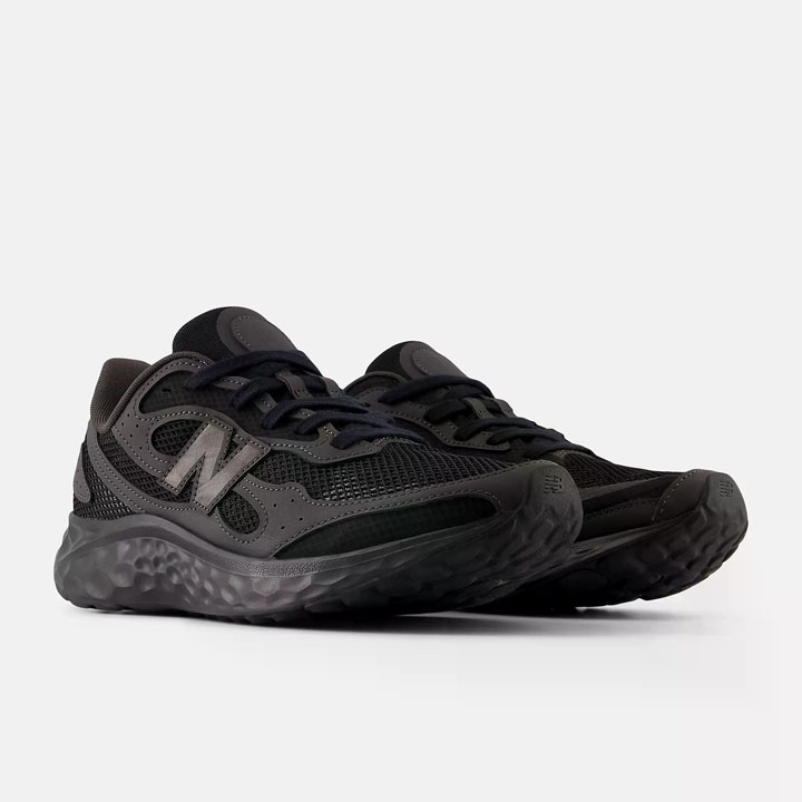 ニューバランス FRESH FOAM ニューバランス MARISTX42E Fresh Foam ARISHI v4 TIRALUX