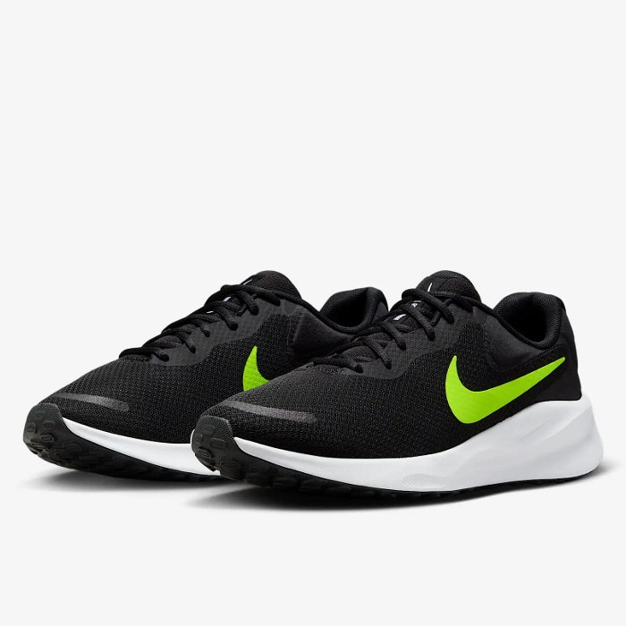 NIKE（ナイキ） 爆買 メンズ ランニングシューズ レボリューション 7