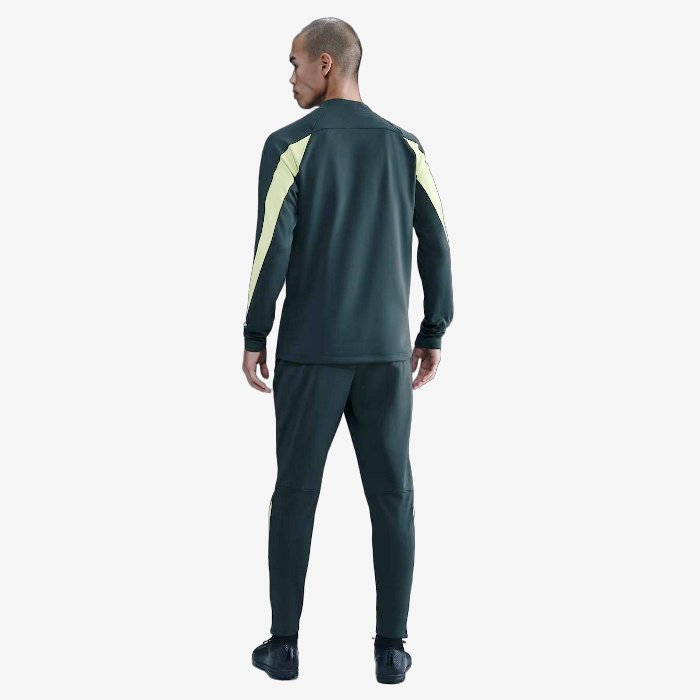 NIKE（ナイキ） 爆買 メンズ トレーニング セットアップ 上下セット