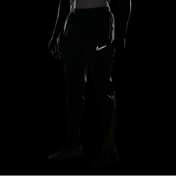 NIKE（ナイキ） 爆買 メンズ トレーニング セットアップ 上下セット