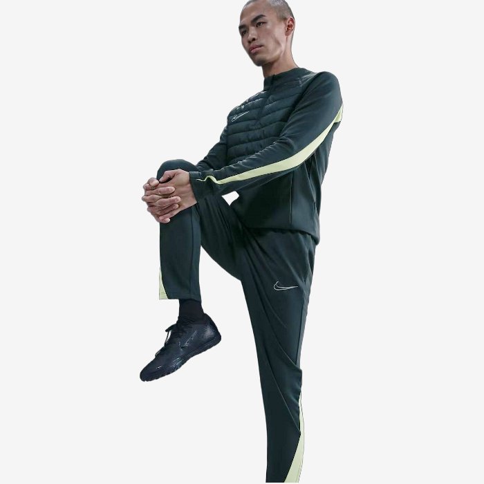 NIKE（ナイキ） 爆買 メンズ トレーニング セットアップ 上下セット