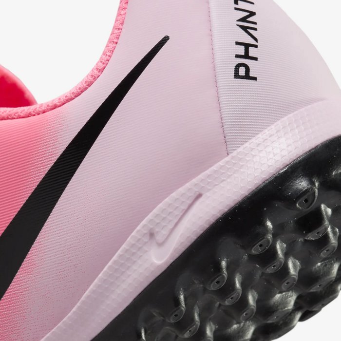 NIKE（ナイキ） 爆買 ジュニア サッカー トレーニングシューズ