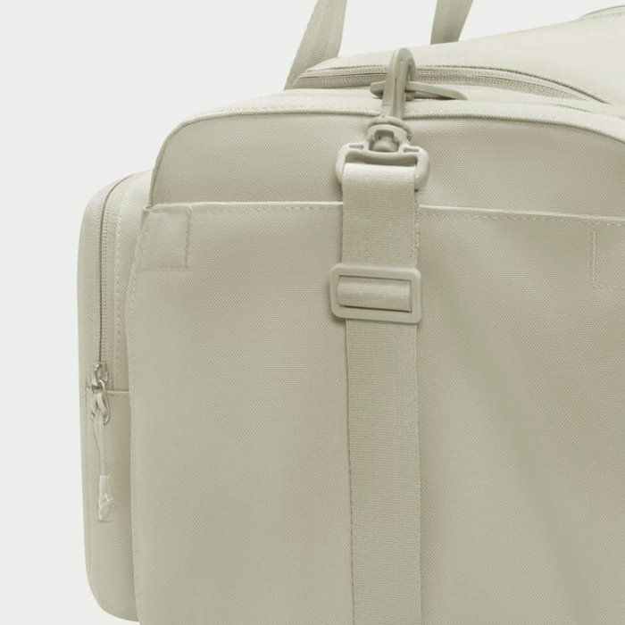 NIKE（ナイキ） 爆買 ダッフルバッグ [ミディアム、51L] ボストン