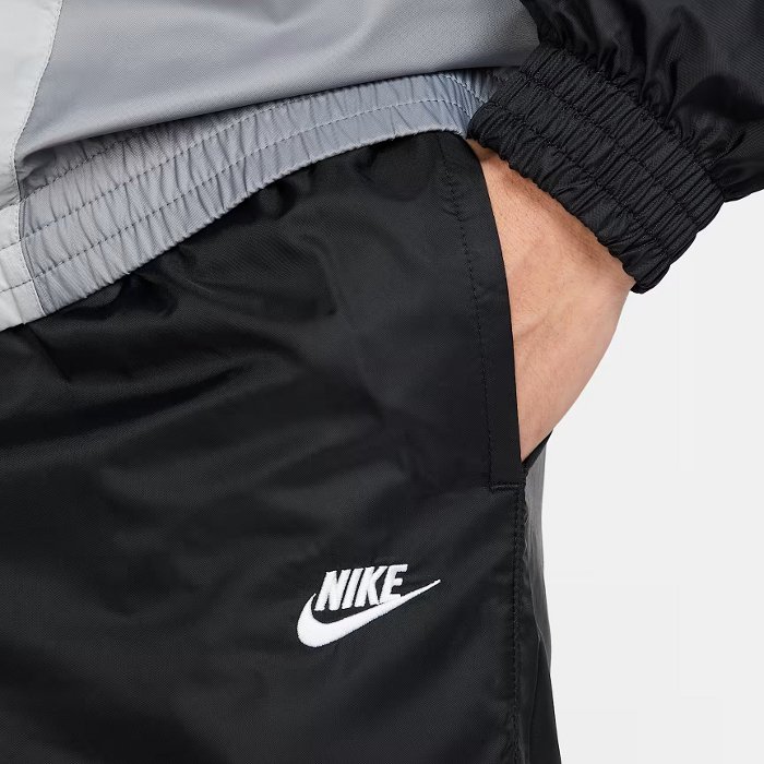 NIKE（ナイキ） メンズ ウィンドブレーカー上下セット ジャケット