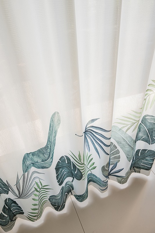 植物柄 レースカーテン 2枚組 下部だけに入るモンステラ柄がおしゃれ
