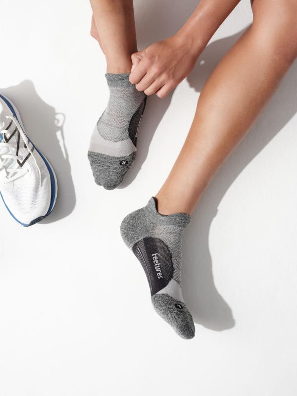 【25秋冬Newカラー】Feetures フィーチャーズ ELITE LIGHT CUSHION NO SHOW TAB ソックス 靴下 アンクル丈 | feetures | 07