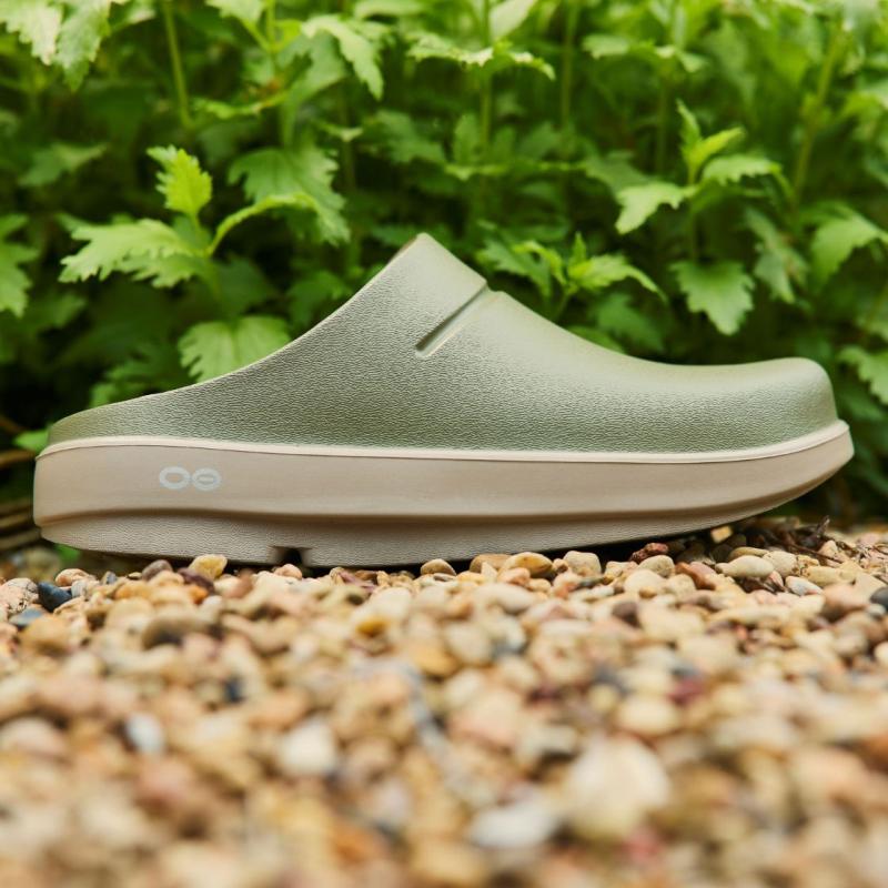 【国内正規品】OOFOS ウーフォス OOcloog Luxe（ウークルッグ ルクス）リカバリーサンダル ユニセックス 衝撃吸収 スポーツサンダル | OOFOS | 09