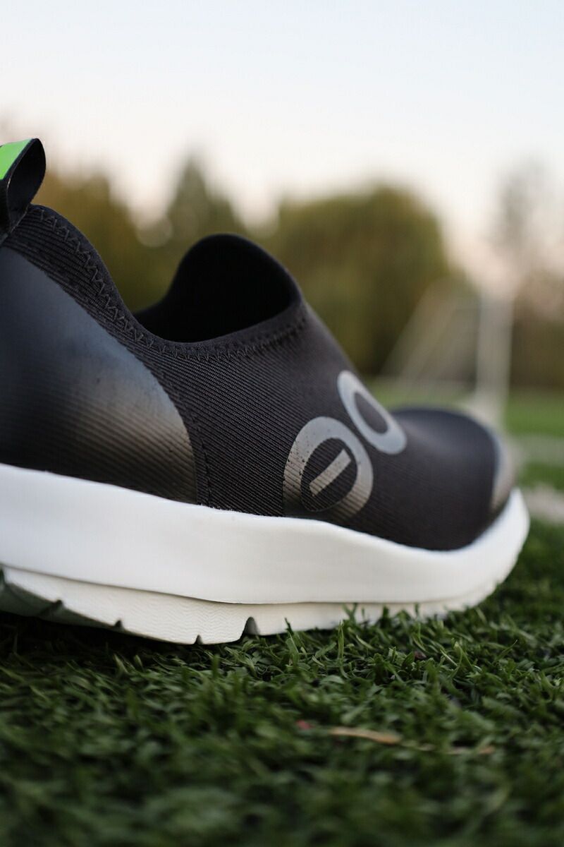 【国内正規品】OOFOS ウーフォス Men’s OOmg Sport（ウーエムジー スポーツ）メンズ リカバリーシューズ 靴 スリッポン ストレッチ性 衝撃吸収 | OOFOS | 07