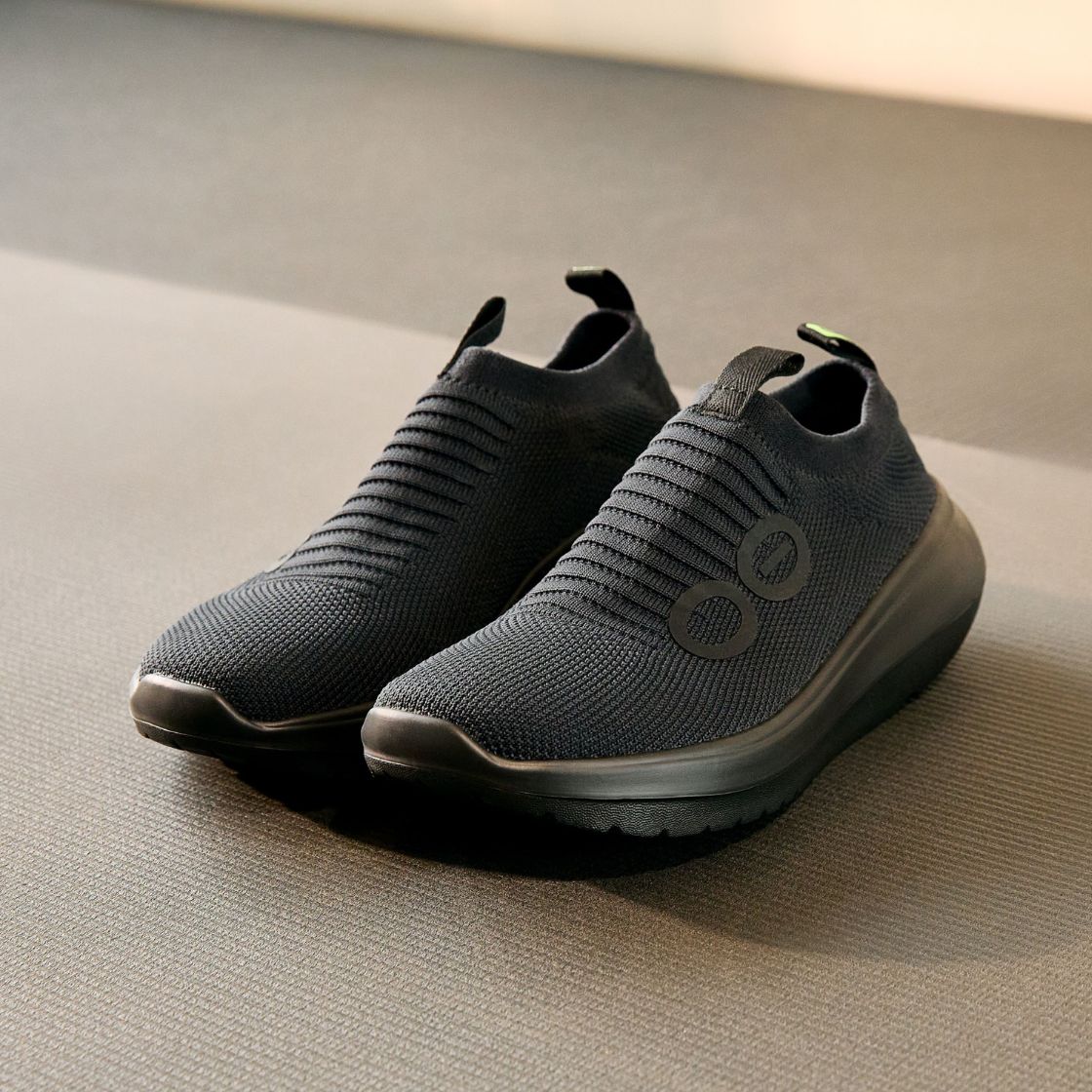 OOFOS（ウーフォス） 【国内正規品】OOFOS Woen's OOmy Zen（ウーマイ