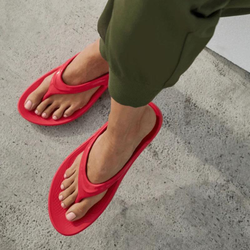 国内即発★OOFOS OOLALA THONG 軽量リカバリースポーツサンダル OOFOS 【25春夏Newカラー】OOFOS ウーフォス OOlala（ウーララ