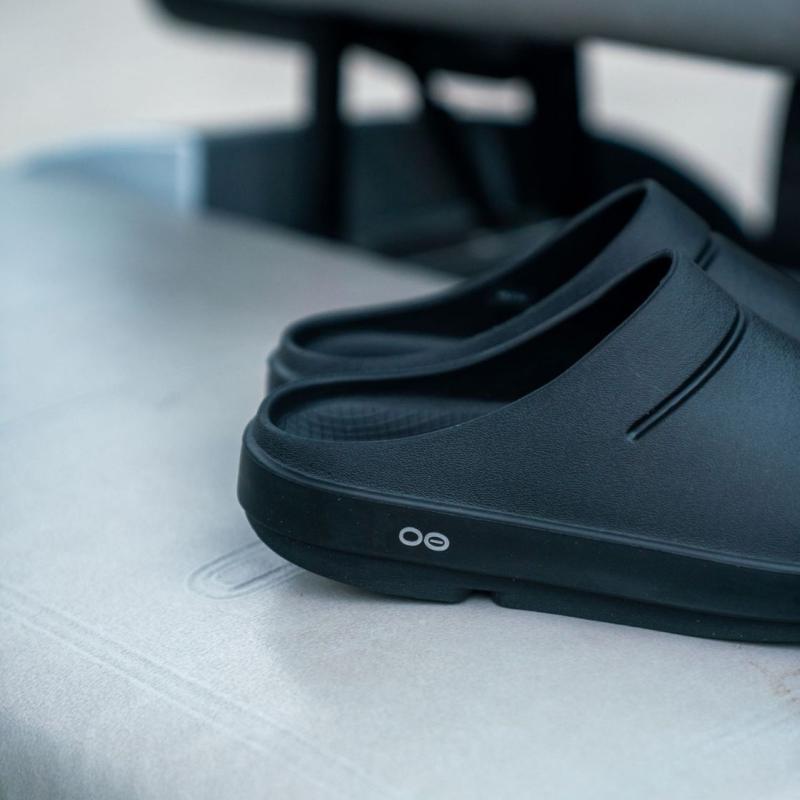 OOFOS（ウーフォス） 【国内正規品】OOFOS OOcloog（ウークルッグ