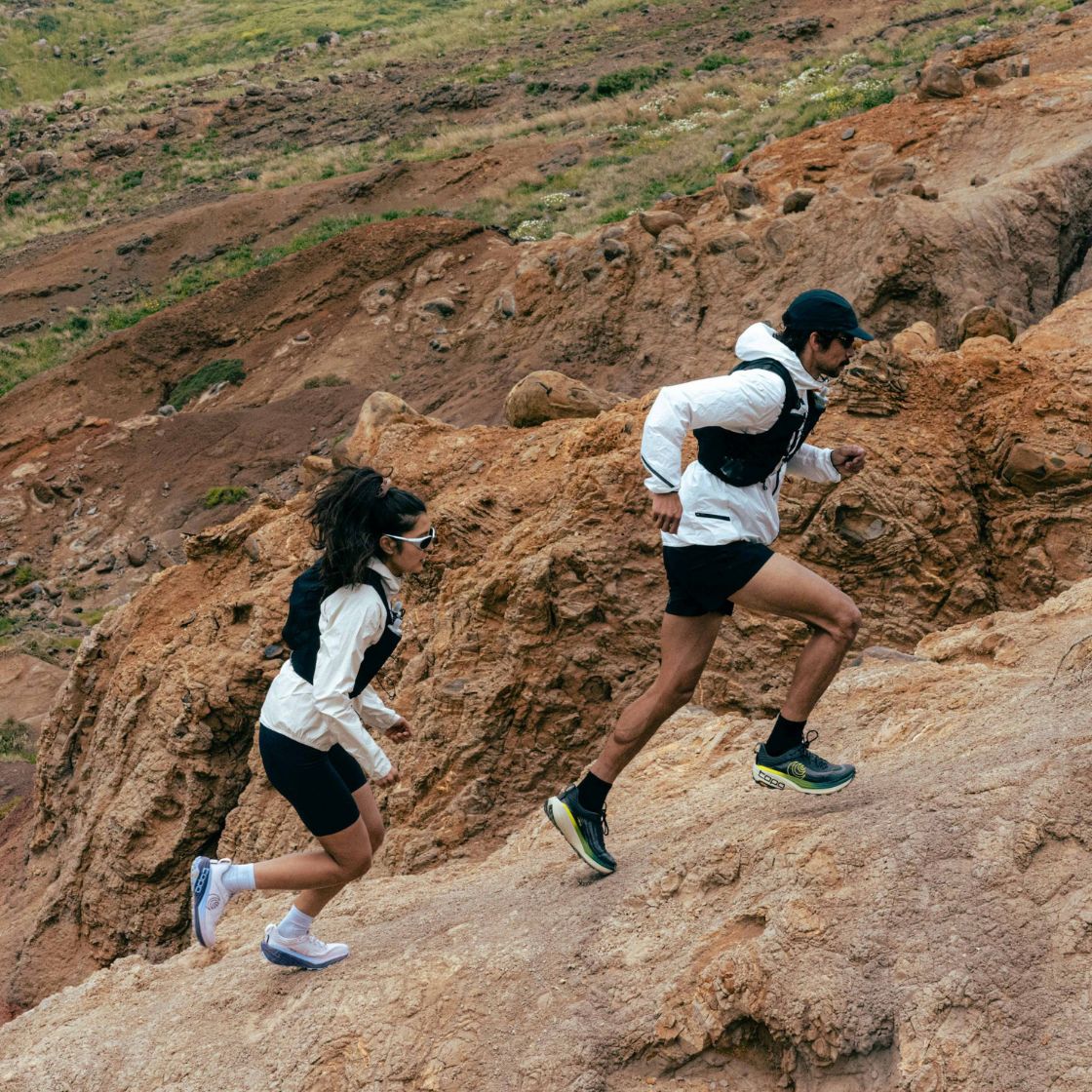 TOPO Athletic（トポアスレチック） トポ アスレチック VISTA (ビスタ