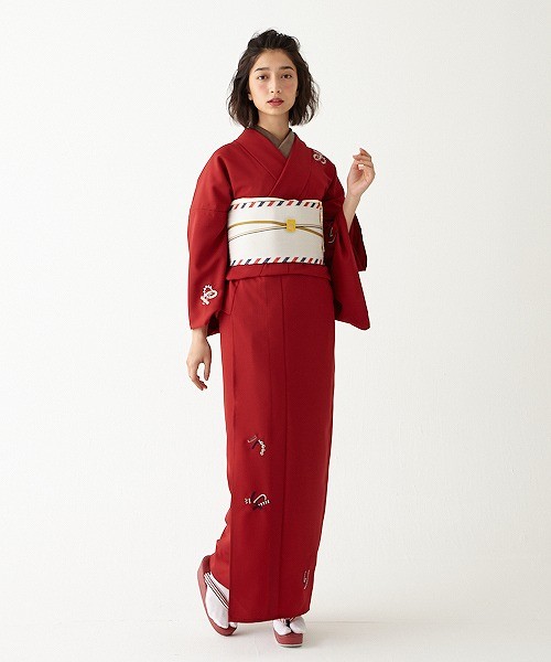 小紋 Message Br ふりふオリジナル 洗える着物 大正ロマン 女性 レトロモダン 和風 個性的 着物 単衣 刺繍 赤 黒 お出掛け着 お祝い着 普段着 プレタ 0658 7 ふりふ 通販 Yahoo ショッピング