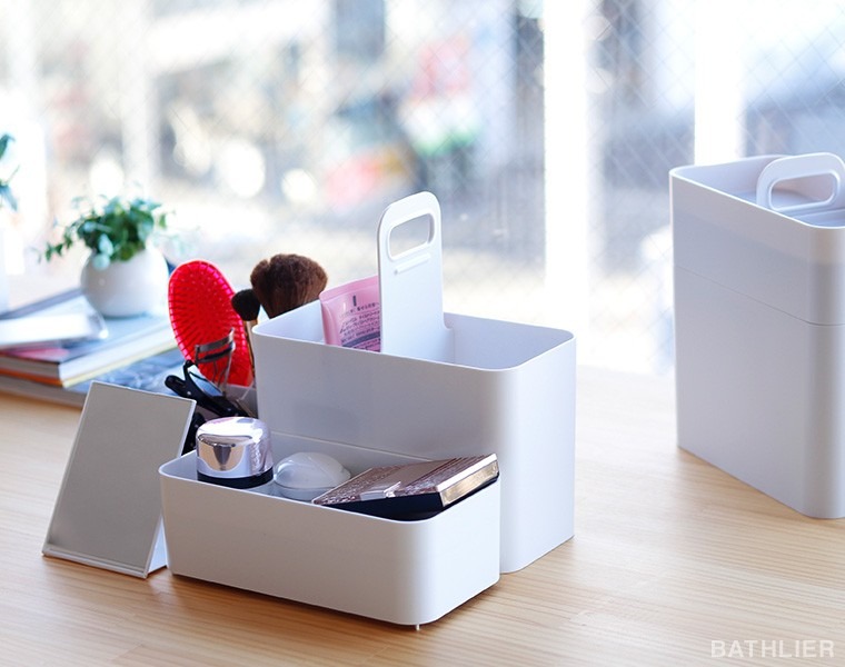 コスメボックス「Cosmetic_Caddy」持ち運びができるメイクボックス