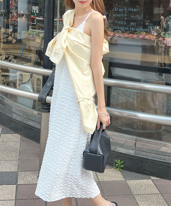 トリートユアセルフ(ホワイトフリルキャミソール バックオープン) トリートユアセルフ(ホワイトフリルキャミソール バックオープン