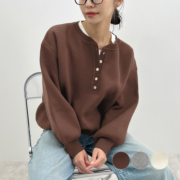 Futier Land（フューティアランド） ニット 上品 ゴールドボタン