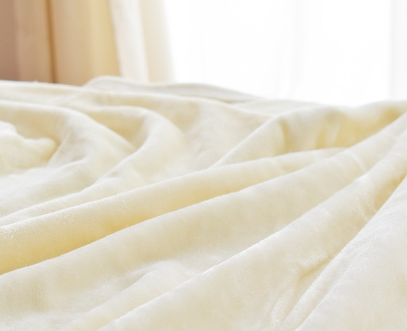 シルク毛布 ダブル 日本製 絹100％ シール織り ブランケット 掛け毛布 