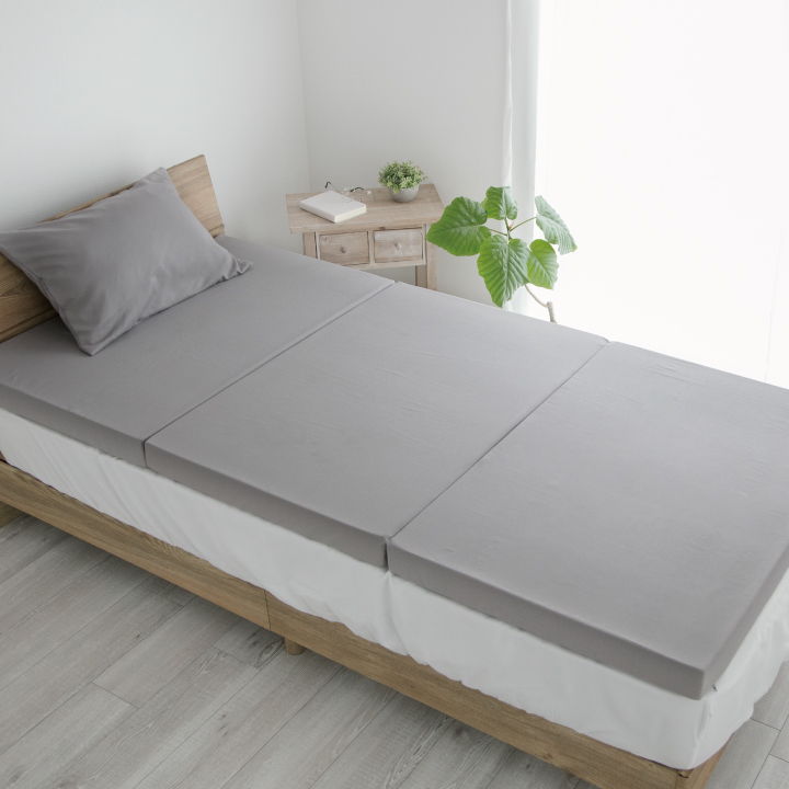 マットレス 高反発 三つ折り シングル 7cm厚 お昼寝マット ごろ寝マット 3つ折り 折りたたみ 腰痛 コンパクト 立てかけ ベッドマットレス | Colorsroom | 01